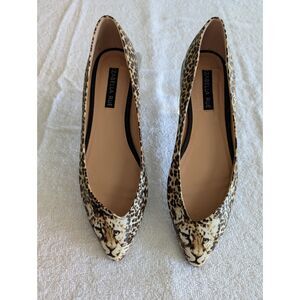 Zabella Rue Leo Flats 8.5 Leopard Cheetah Animal Print Pointed Toe Shoes
